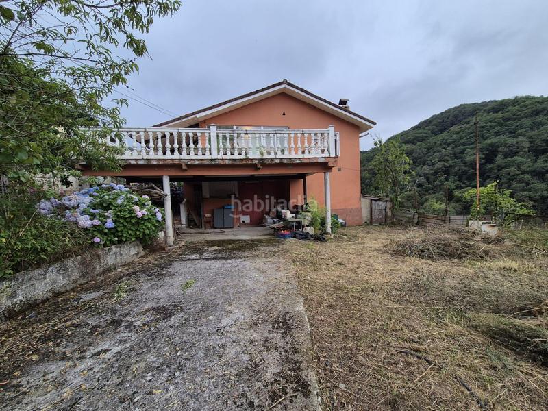 Foto 0994fdc9-5a2d-4f1e-8de8-5ab15f2d0bff. Haus mit parking in Belmonte de Miranda