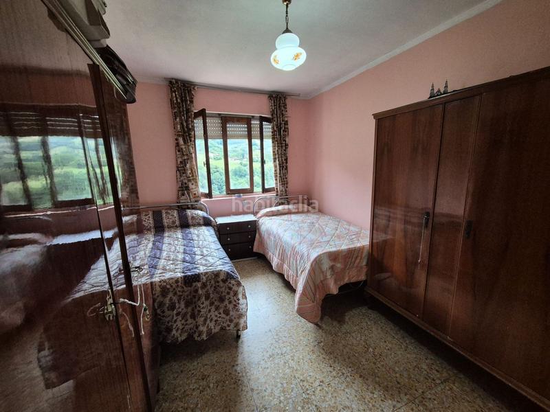 Foto 50b51c0a-c043-4388-b500-609c714f54af. Haus mit parking in Belmonte de Miranda