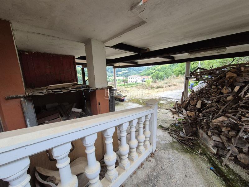 Foto bb908784-07dd-4436-b343-2631bc991c0d. Haus mit parking in Belmonte de Miranda