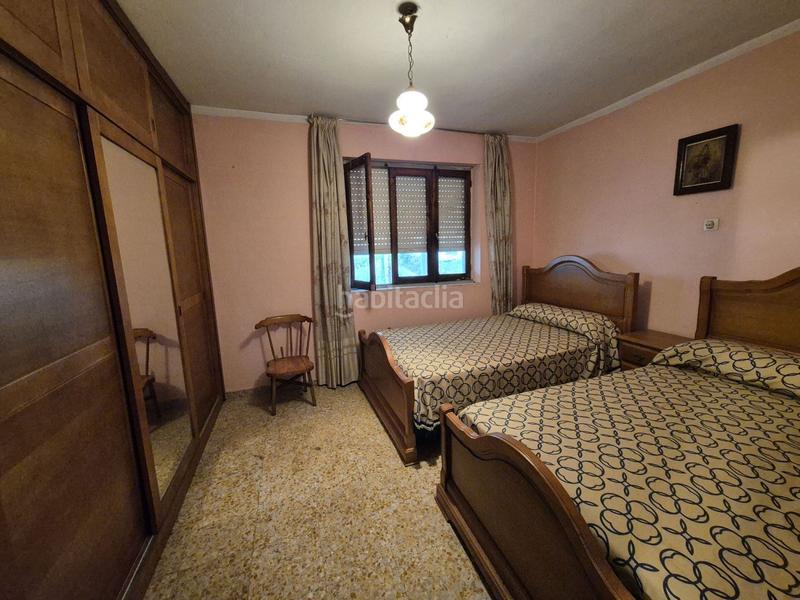 Foto d6cd650d-8a60-4bff-8aad-32fd1b7fe724. Haus mit parking in Belmonte de Miranda