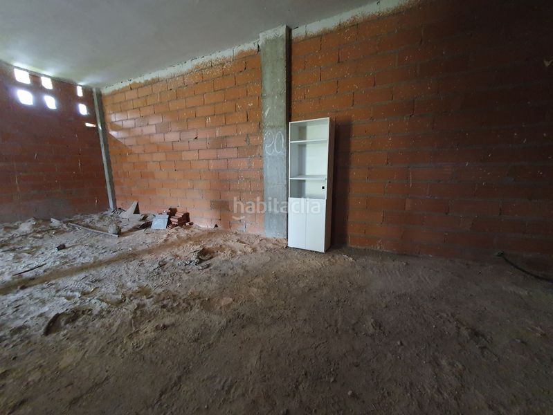 Foto aa00b5bd-0709-49aa-a6a8-31cddce29a5d. Local comercial local com. en venta . en Salas