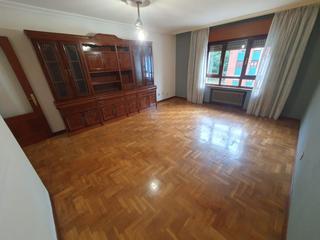 Appartement à Riosa. Piso en venta en riosa, 3 dormitorios.