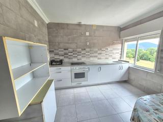 Pis a Grado. Piso en venta en centro, 4 dormitorios.