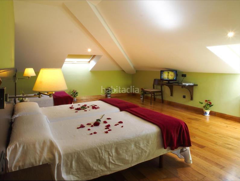 Foto 7d0fbc15-a880-4735-b2ce-8c73bcbbb3fa. Edifici a Tineo