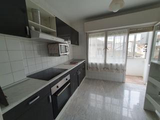 Alquiler Piso en Grado. Piso en alquiler en grado, 4 dormitorios.