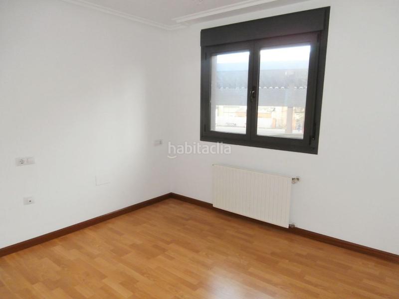 Foto 07541df9-be7d-41b1-b2ea-7d3930e8f3e2. Appartement avec chauffage parking dans La Calzada Gijón