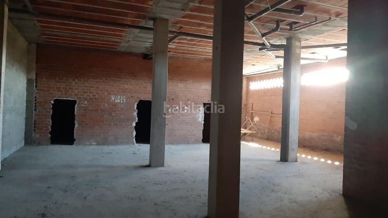 Foto 13eb9f25-a76f-48ae-ac0c-23c627ec8b63. Location local commercial dans Noreña