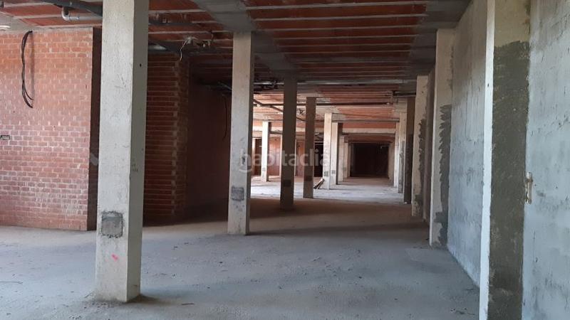 Foto b5e107cb-1894-49c3-b101-92d26714aa97. Location local commercial dans Noreña