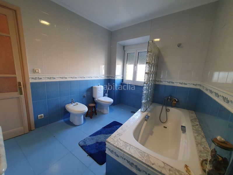 Foto 011ff0af-376f-461f-8cc2-0027363eafea. Casa amb calefacció aparcament a Candamo