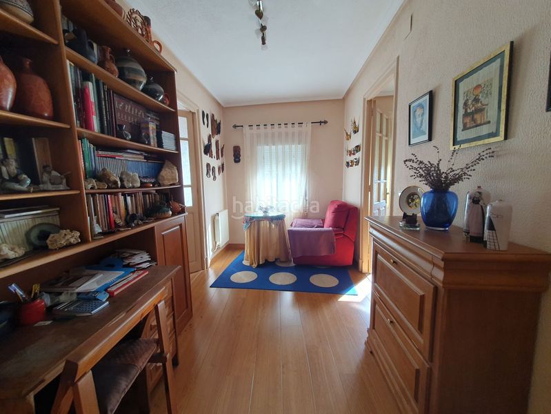 Foto 3f78cdcc-b6d2-46af-9a4d-a78fd485e099. Casa amb calefacció aparcament a Candamo