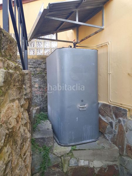 Foto 4ebd6d4b-a1f5-406c-b3bc-0e0afbff7536. Casa amb calefacció aparcament a Candamo