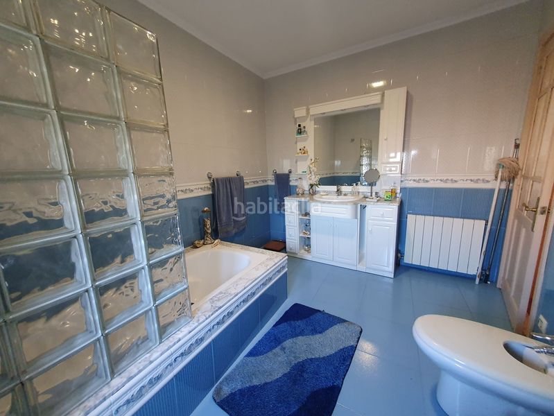 Foto 7d7c3a4d-80f8-4aca-97b0-c65a543c7847. Casa amb calefacció aparcament a Candamo