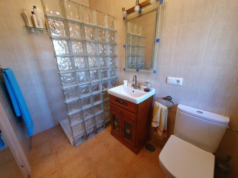 Foto e7cc2b36-4fba-4e2d-a68d-cf5b3ea420af. Casa amb calefacció aparcament a Candamo