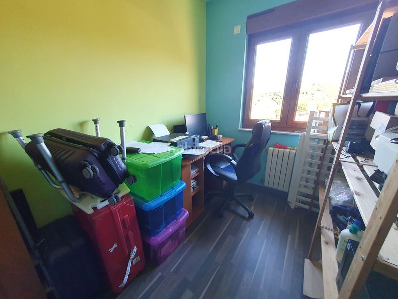 Foto 292bc7f6-873d-4ec8-a71e-9fb2cdb54551. Casa amb calefacció aparcament a Candamo