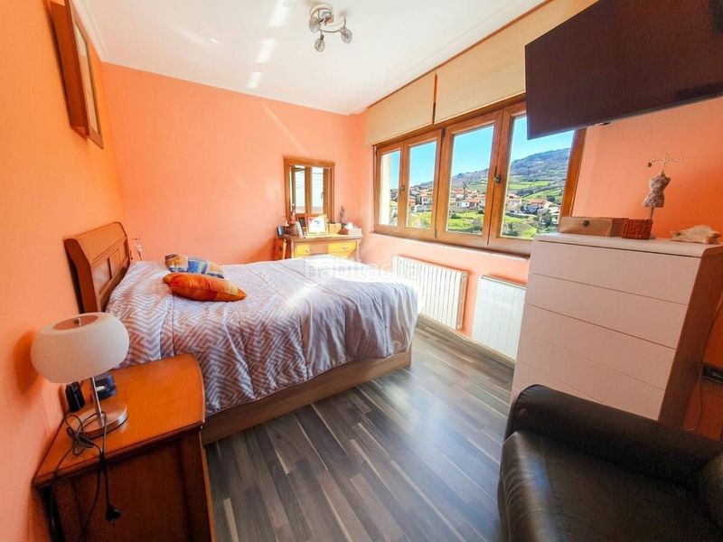 Foto 2eb55207-a63c-4dc5-be55-839c7736a7e5. Casa amb calefacció aparcament a Candamo