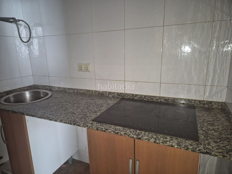 Foto 21f0cd01-19de-4768-aad5-10c974d83f64. Local comercial local com. en venta . en Grado