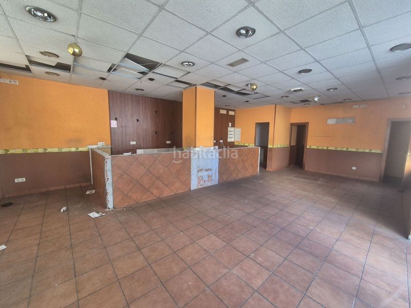 Foto f89bdcd9-c623-4155-b5ad-359192d4fc68. Local comercial local com. en venta . en Grado