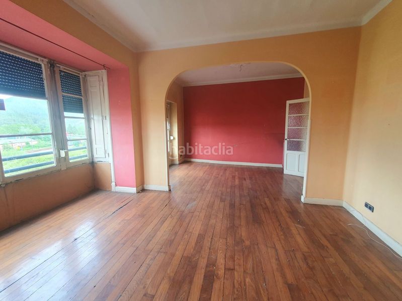 Foto 26ff6b80-60e9-4542-b4e7-2e86510a8794. Casa amb aparcament a Pravia