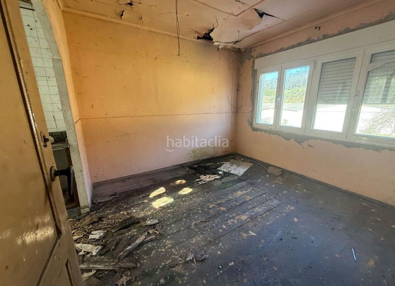 Foto 1cf445f7-2eff-451b-821f-873d57738fb3. Casa amb aparcament a Vegadeo