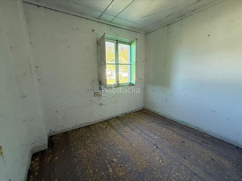 Foto 1f51f50a-7706-4de1-b8a0-9cef31dab5ab. Casa amb aparcament a Vegadeo