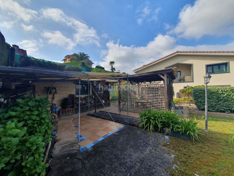 Foto 27ad6efc-db19-4404-a820-3dcd70d170c1. Casa amb calefacció aparcament a Grado