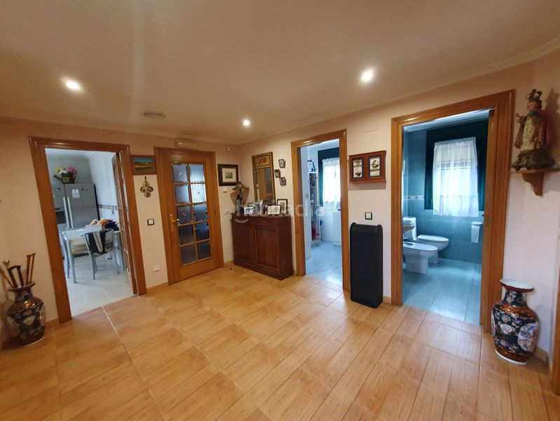 Foto 2ae36ff4-0086-4a57-bc1b-b5392fd9db27. Casa amb calefacció aparcament a Grado