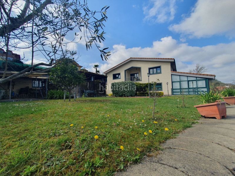 Foto 3ceb8155-f1db-47d7-940a-27a4afc93173. Casa amb calefacció aparcament a Grado