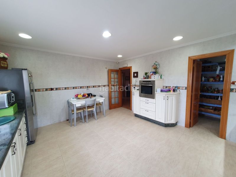 Foto 4dcb9304-e9d8-4f42-a9d2-2c1ffc656e53. Casa amb calefacció aparcament a Grado