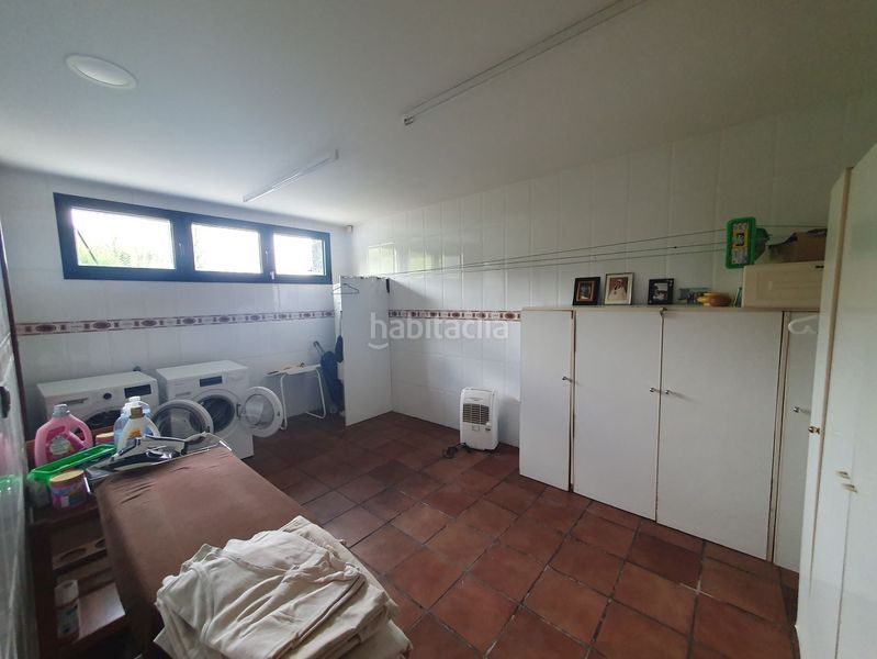 Foto 8cc0a761-2e4e-4735-bac9-30f2b3765726. Casa amb calefacció aparcament a Grado