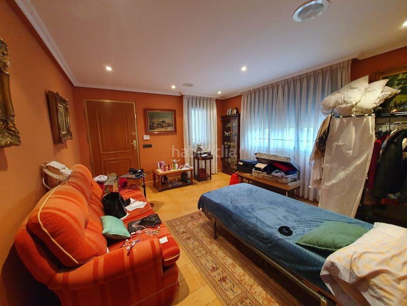 Foto aa3e2aa1-bc74-49a8-a87c-abc2484771ce. Casa amb calefacció aparcament a Grado