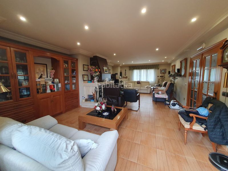 Foto da7f201d-30e5-4c49-bd3e-ff5efbebea5c. Casa amb calefacció aparcament a Grado