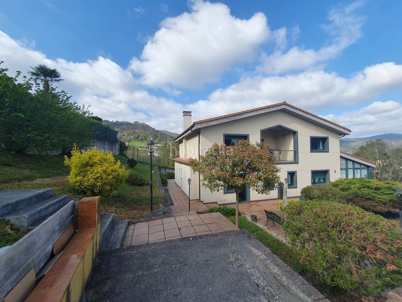 Foto e6106bd4-35f0-4b4d-b23d-757224735f89. Casa amb calefacció aparcament a Grado