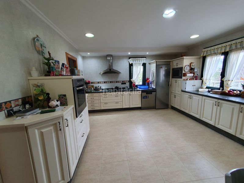 Foto ee1f193c-0d6d-4eaf-b183-1704f3713bdb. Casa amb calefacció aparcament a Grado