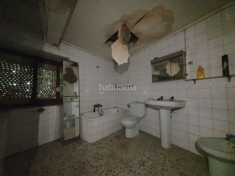 Foto e9bf6b2e-4058-444f-b6fe-3ca2256d679b. Casa amb aparcament a Candamo