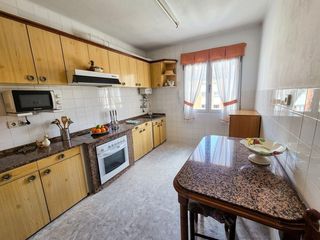 Appartement à Lugones. Piso en venta en lugones, 3 dormitorios.