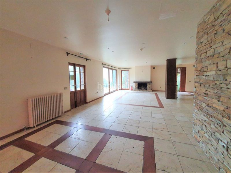 Foto ed0dedd5-4b71-498f-902e-361ab27fd16d. Casa a Tineo