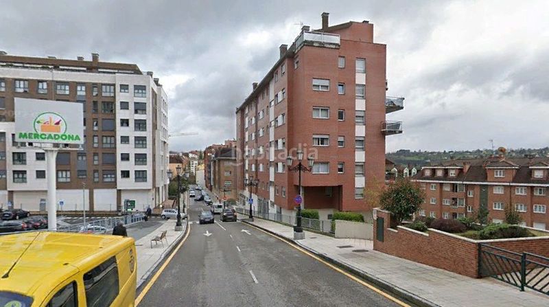 Foto 24e2e629-f094-496c-a0fd-45a989d9c105. Aparcament cotxe a Montecerrao Oviedo