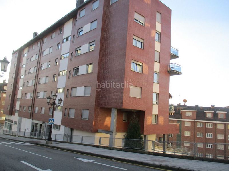 Foto 6a065d83-bc96-4265-8e73-3fb843614e42. Aparcament cotxe a Montecerrao Oviedo