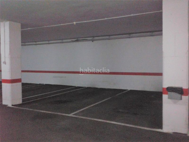 Foto afaaf374-fca9-4001-9b02-027431908fc7. Aparcament cotxe a Montecerrao Oviedo