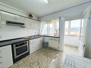 Etagenwohnung in Grado. Piso en venta en grado, 3 dormitorios.