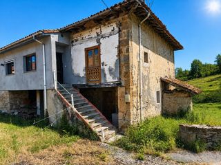 Casa a Salas. Casa en venta en cornellana, 2 dormitorios.
