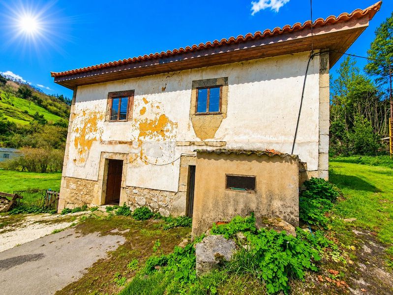 Foto b7a5e82d-fa07-427c-908f-ce38e938f919. Casa a Grado