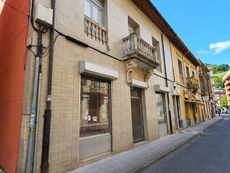 Foto 4aa77775-540a-42e2-93df-c90eb65359f0. Casa  en venta , 5 dormitorios. en Tineo