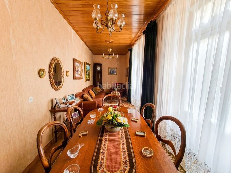 Foto d24619c8-2c3d-45b3-8a0c-04190b82629b. Casa  en venta , 5 dormitorios. en Tineo