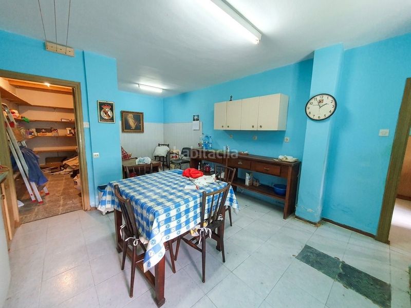 Foto f9789cc0-dc52-4541-9e92-4468fc1e2506. Casa  en venta , 5 dormitorios. en Tineo