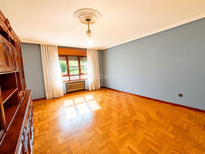 Foto 3d252e68-bf51-42e4-8092-80c809ded0c4. Piso  en venta , 3 dormitorios. en Riosa