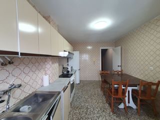 Miete Etagenwohnung in Grado. Piso en alquiler en grado, 3 dormitorios.