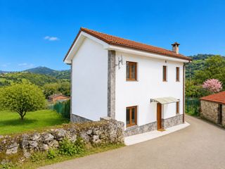 Haus in Grado. Casa en venta en grado, 4 dormitorios.
