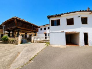 Maison à Grado. Casa en venta en grado, 3 dormitorios.