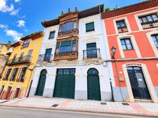 Casa a Pravia. Casa en venta en pravia, 11 dormitorios.